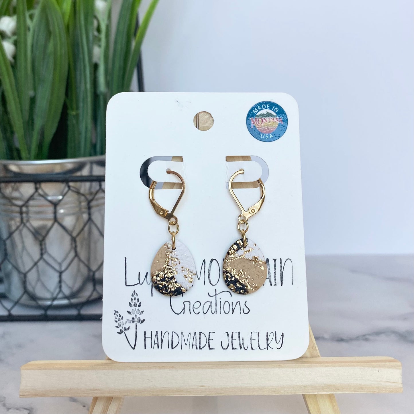 Neutral & Gold